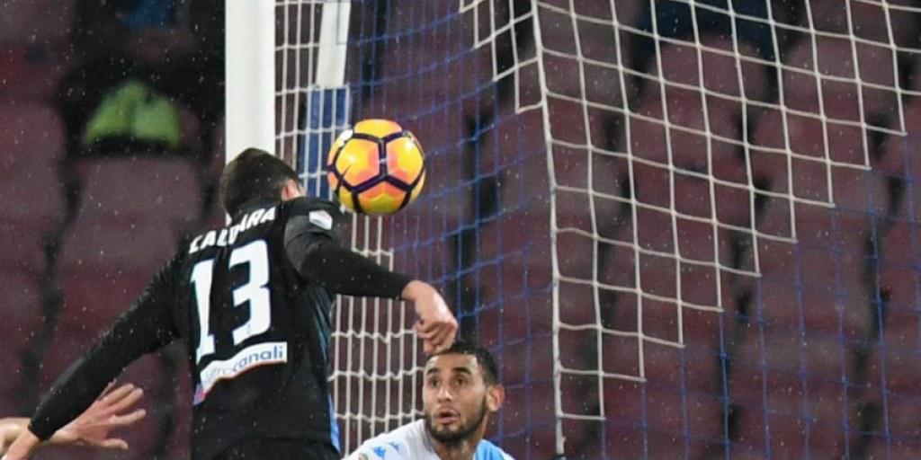 Mattia Caldara trifft in Neapel zur Führung von Atalanta Bergamo