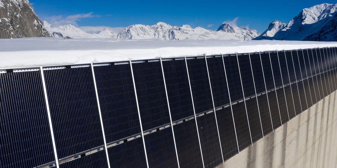 EWZ, ELEKTRIZITAETSWERK ZUERICH, POWERNEWZ, BERGELLER WASSERKRAFTWERKE, ALBIGNA, ALBIGNA-ANLAGE, ALBIGNA-STAUMAUER, STAUMAUER, STAUSEE, SOLARENERGIE, SOLARSTROM, SOLARANLAGE, SOLARSTROM, SOLARSTROMANLAGE, STROMPRODUKTION, STROM, WINTERSTROM, WINTER, SONNE, EWZ, ELEKTRIZITAETSWERK ZUERICH, POWERNEWZ, BERGELLER WASSERKRAFTWERKE, ALBIGNA, ALBIGNA-ANLAGE, ALBIGNA-STAUMAUER, STAUMAUER, STAUSEE, SOLARENERGIE, SOLARSTROM, SOLARANLAGE, SOLARSTROM, SOLARSTROMANLAGE, STROMPRODUKTION, STROM, WINTERSTROM, WINTER, SONNE,