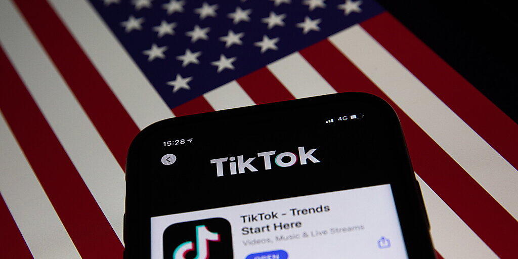 Die US-Regierung geht gerichtlich gegen die Video-App TikTok vor. (Archivbild)