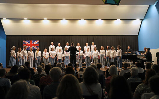Jahreskonzert Divertimento Chor mit «Very British», Triesen,