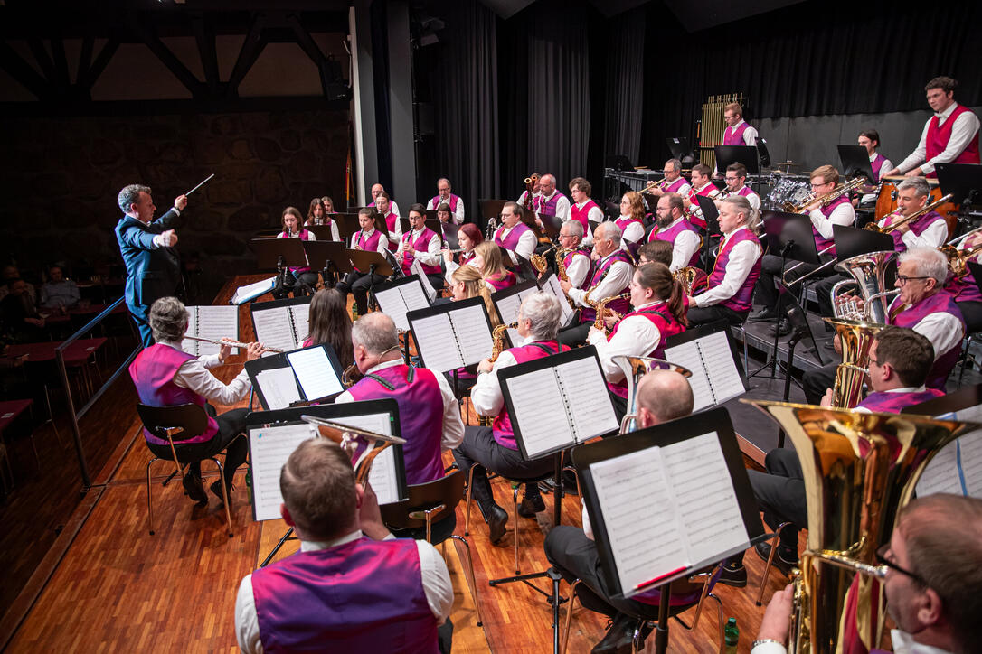 Herbstkonzert der Harmoniemusik Triesenberg (16.11.2024)
