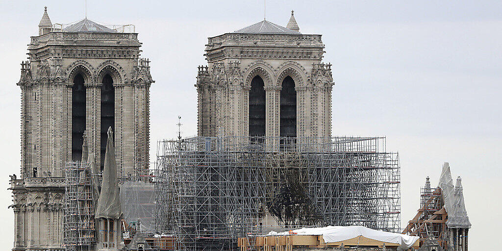 Acht Monate nach dem verheerenden Brand in der Pariser Kathedrale Notre-Dame findet dort erstmals seit Napoleons Zeiten keine Weihnachtsmesse statt. (Archivbild)