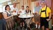 Dirndl- und Lederhosenparty unter dem Motto «Mura - git Gas».