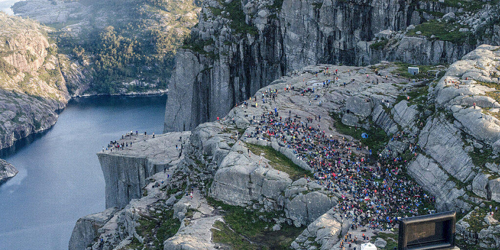 Rund 1800 eingefleischte "Mission-Impossible"-Fans pilgerten am Mittwochabend zur Filmpremiere auf den Preikestolen. Der Berg ist in der neusten Folge der Actionfilmreihe zu sehen. (Archivbild)