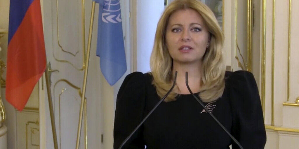 SCREENSHOT - Zuzana Caputova, Präsidentin der Slowakei, spricht während einer vorab aufgezeichneten Videobotschaft, die anlässlich des zweiten Tags der Generaldebatte der 75. UN-Vollversammlung gezeigt wird. Foto: Uncredited/UNTV/AP/dpa - ACHTUNG: Nur zur redaktionellen Verwendung im Zusammenhang mit der aktuellen Berichterstattung und nur mit vollständiger Nennung des vorstehenden Credits