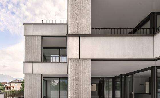 Architektur in Liechtenstein: Ein Haus mit Sinn f&uuml;r Zwischent&ouml;ne