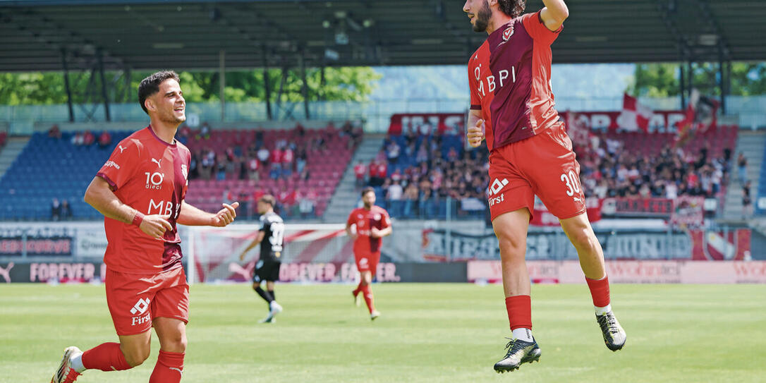 Dantas Fernandes (r.) konnte in zehn Spielen ein Tor beisteuern.