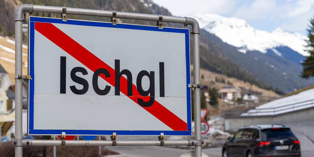 CORONAVIRUS - TIROL BEENDET WINTERSAISON FRÜHZEITIG CORONAVIRUS - TIROL BEENDET WINTERSAISON FRÜHZEITIG