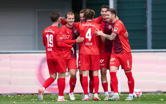 Niklas Lang sicherte mit seinem Kopfball den sechsten Heimerfolg für den FC Vaduz.