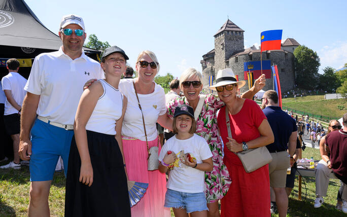 Staatsfeiertag 2026: Staatsakt auf der Schlosswiese (15.08.2026)