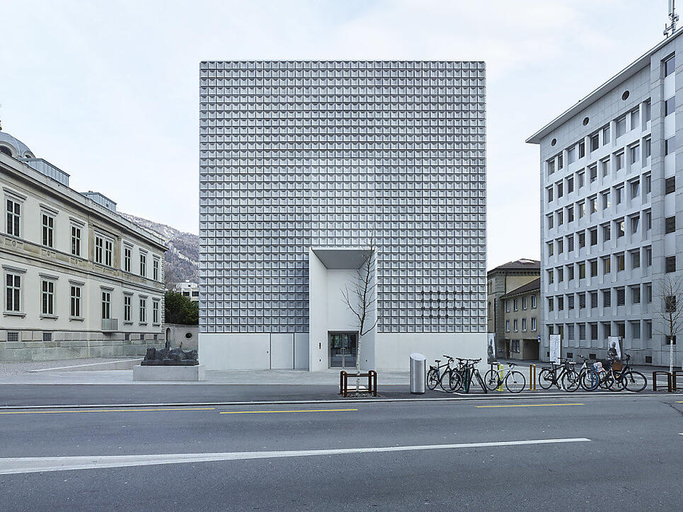 Der von den spanischen Architekten Fabrizio Barozzi und Alberto Veiga entworfene Erweiterungsbau des Bündner Kunstmuseums ist beim Publikum ein Renner.