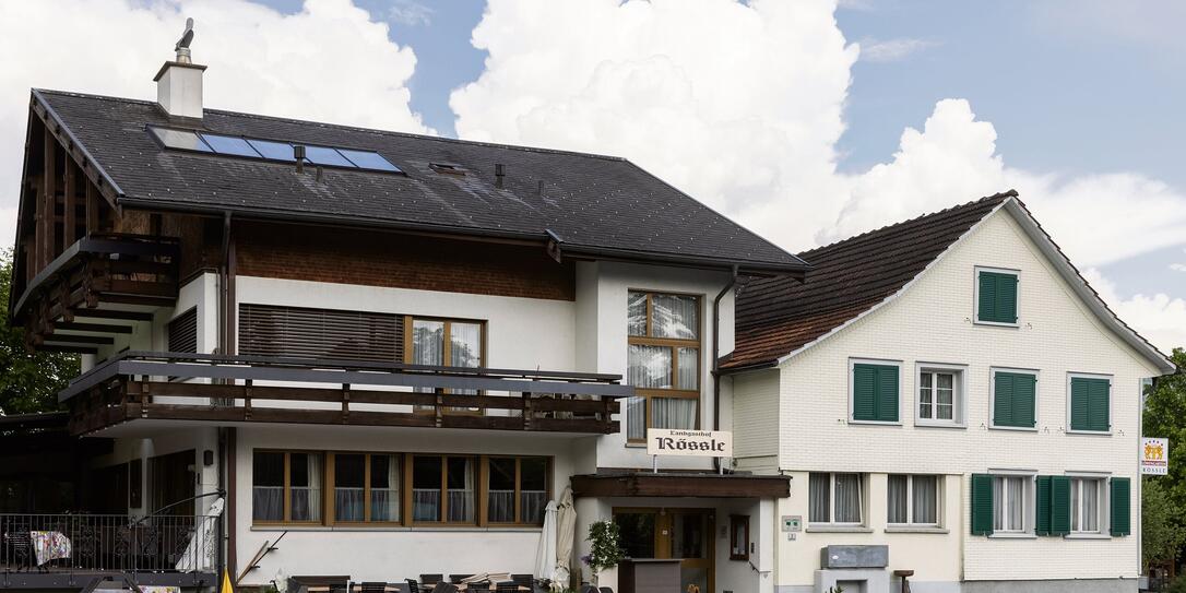 Der Landgasthof Rössle wird Ende Mai seine Türen schliessen, um eine Sommerpause einzulegen. Der Landgasthof Rössle wird Ende Mai seine Türen schliessen, um eine Sommerpause einzulegen.