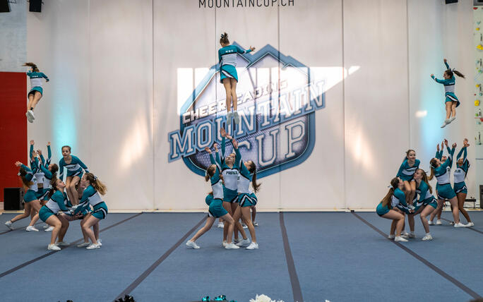 Cheerleader-Mountaincup