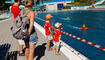 Schiffsmodell-Schaufahren im Schwimmbad von Vaduz.