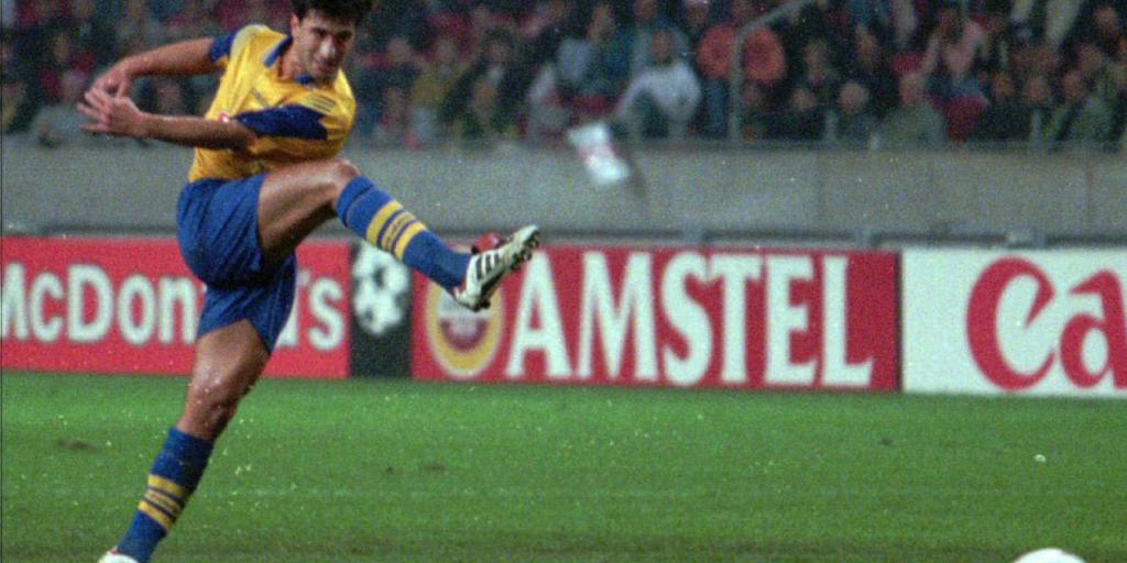 Dank dem Freistosstor von Murat Yakin bezwingen die Grasshoppers am 25. September 1996 das hochgelobte Ajax Amsterdam auswärts mit 1:0