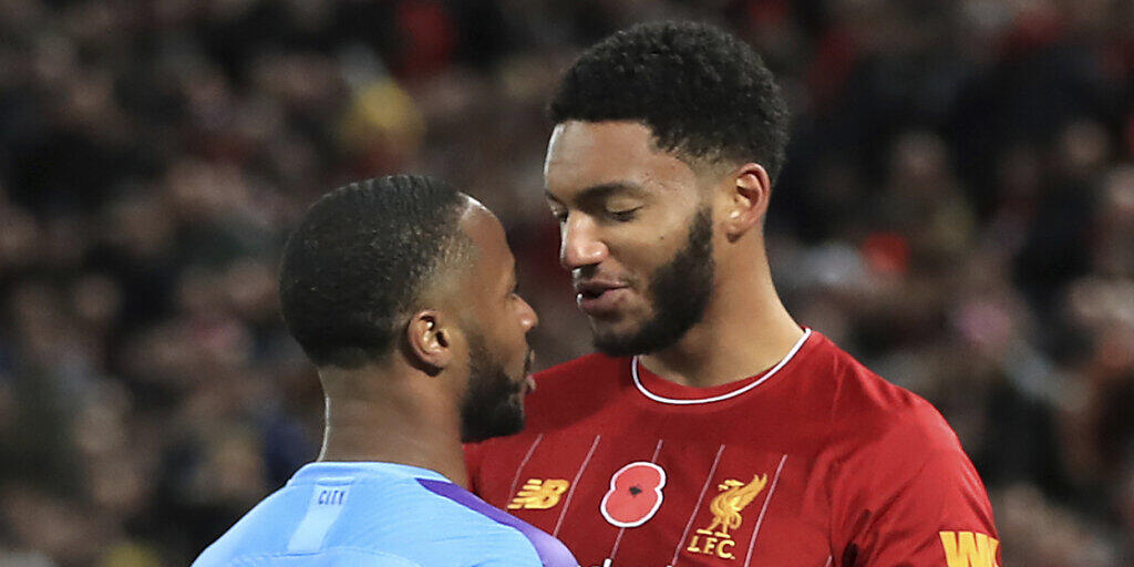 Sind sich auch in der Nationalmannschaft etwas zu nahe gekommen: Raheem Sterling und Joe Gomez Sind sich auch in der Nationalmannschaft etwas zu nahe gekommen: Raheem Sterling und Joe Gomez