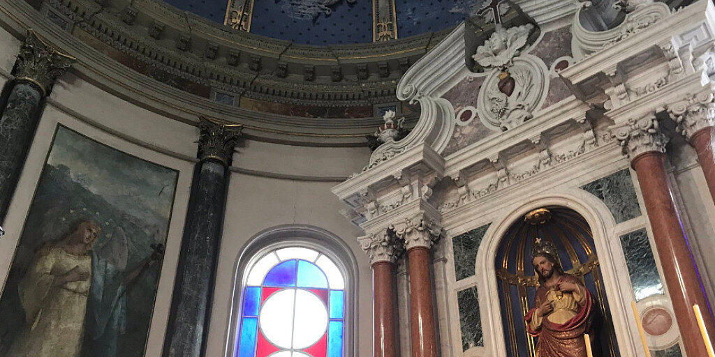 Bundesrat Cassis hat die Kathedrale von San José di Mayo in Uruguay besucht. Dort befinden sich Werke des aus dem Tessin stammenden Künstlers Martino Perlasca.