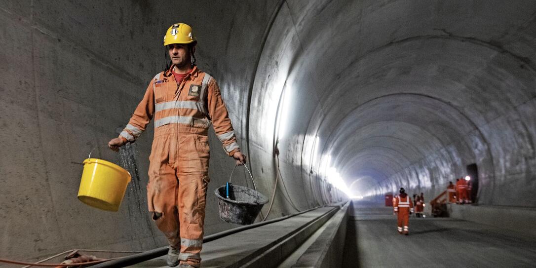 BOEZBERG, BOEZBERGTUNNEL, BEGEHUNG, TUNNELBAU, BAHNVERKEHR,