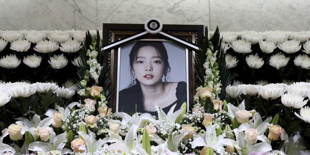 Goo Hara, die durch ihre Mitgliedschaft bei der südkoreanischen Girlband Kara bekannt geworden war, wurde am 24. November 2019 tot in ihrer Wohnung in Seoul aufgefunden. (Archiv) Goo Hara, die durch ihre Mitgliedschaft bei der südkoreanischen Girlband Kara bekannt geworden war, wurde am 24. November 2019 tot in ihrer Wohnung in Seoul aufgefunden. (Archiv)
