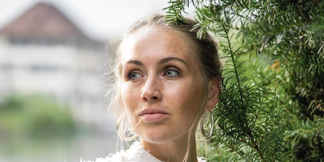 Portr&auml;t mit Sopranistin Judith Duerr von den Schlossfestspielen