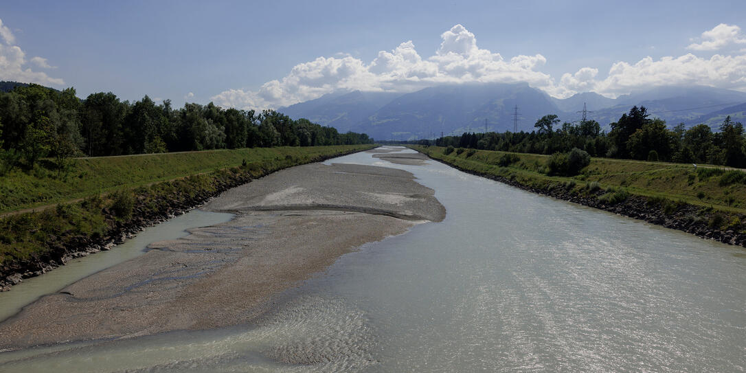 Niedriger Wasserstand im Rhein, Ruggell