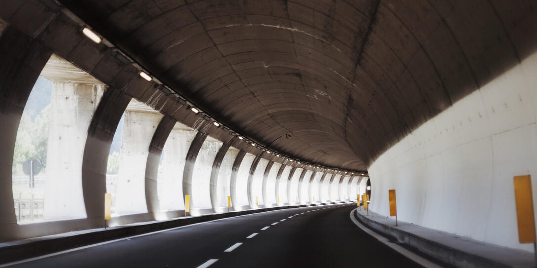 Tunnel expressway