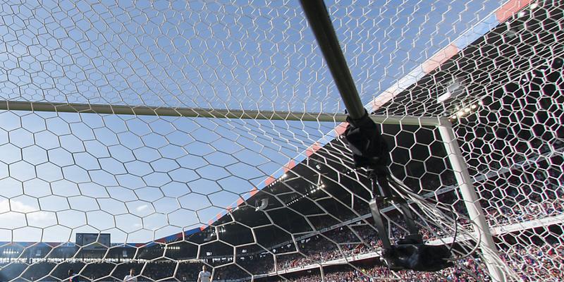 Der Ball rollt in der Super League ab der Saison 2017/18 nur noch Samstags ab 19 Uhr und Sonntags ab 16 Uhr