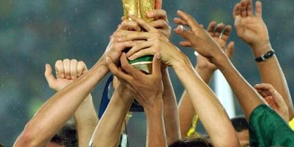 Die WM-Trophäe hat im Wert deutlich zugelegt