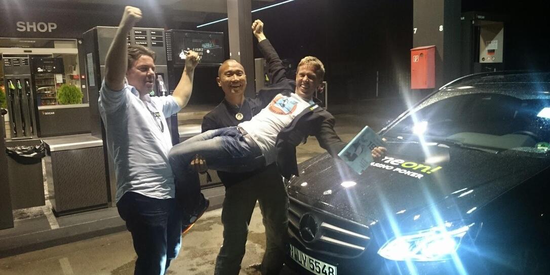 Mit dem Auto durch 19 Länder Mit dem Auto durch 19 Länder