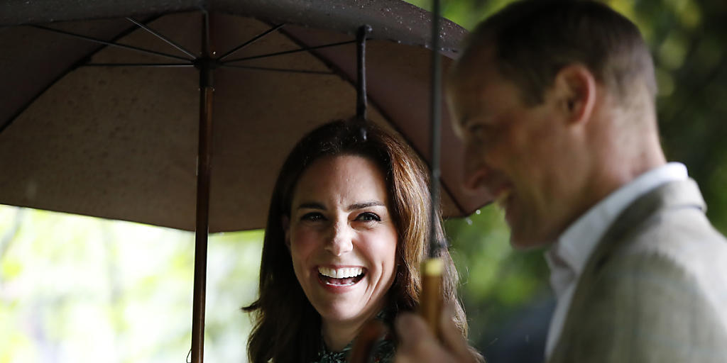 Ist wieder schwanger: Die britische Herzogin Kate, hier zusammen mit ihrem Mann Prinz William. (Archiv)