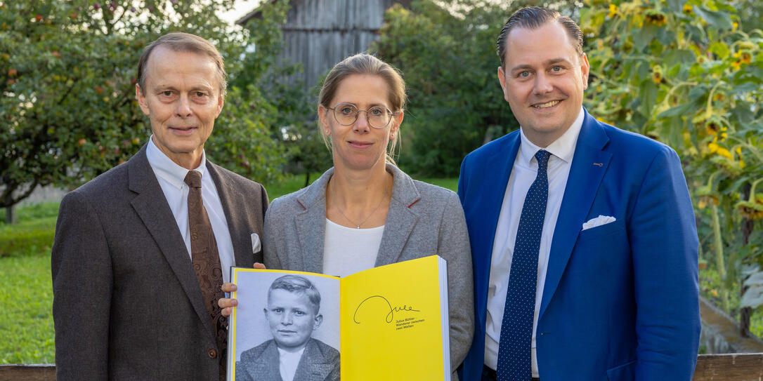 Buchpr&auml;sentation in Mauren