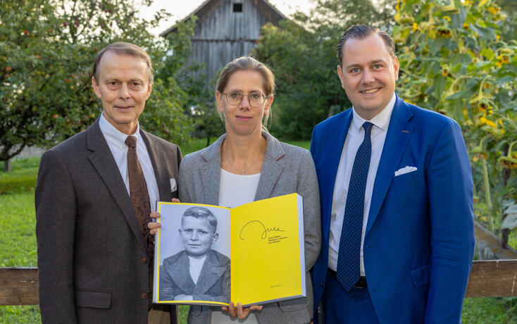 Buchpr&auml;sentation in Mauren