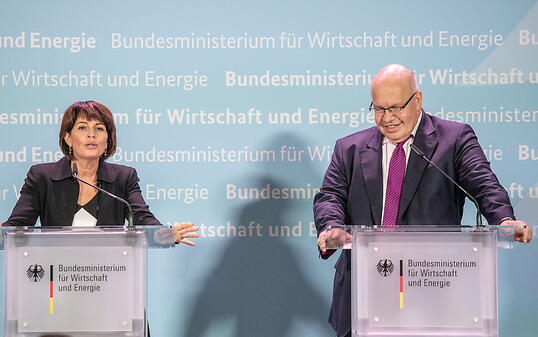 Bundesrätin Doris Leuthard (l.) hat in Berlin den deutschen Wirtschaftsminister Peter Altmaier getroffen.