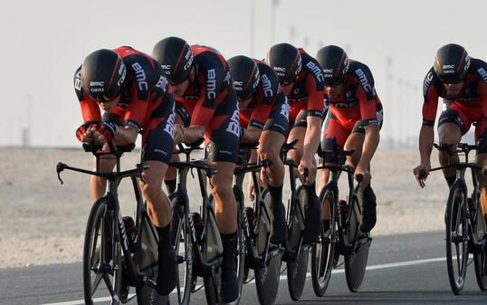 11,69 Sekunden fehlten dem Team BMC in Katar zur Titelverteidigung im Mannschaftszeitfahren über 40 km