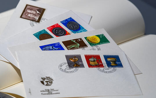 Symbolbils Briefe, Briefmarken, Postmuseum, Liechtenstein Philatelie