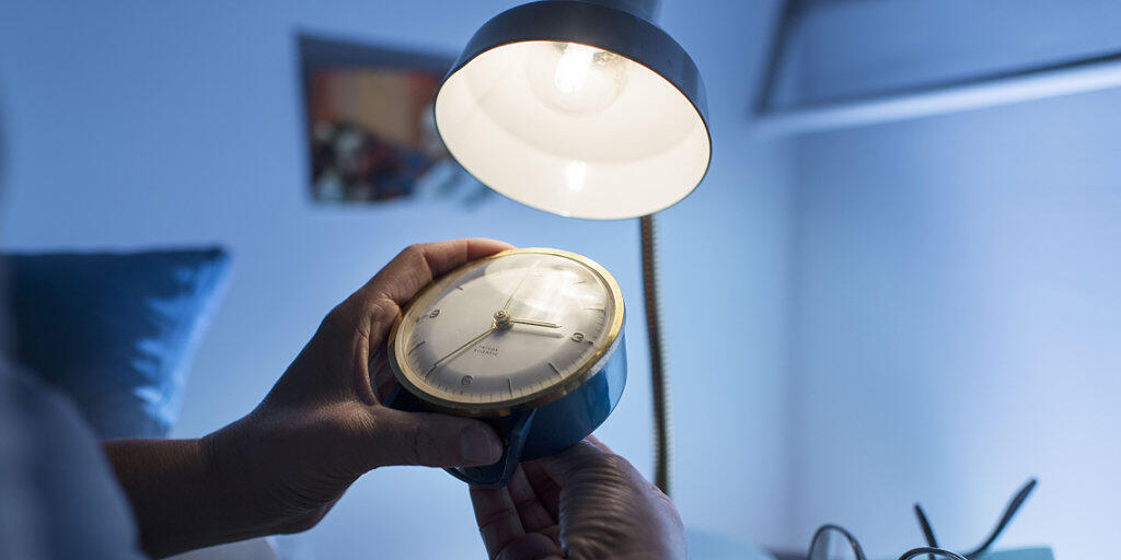 Umstellung von Sommer- auf Winterzeit: Um 3 Uhr wurden die Uhren auf 2 Uhr zurückgestellt. (Symbolbild)