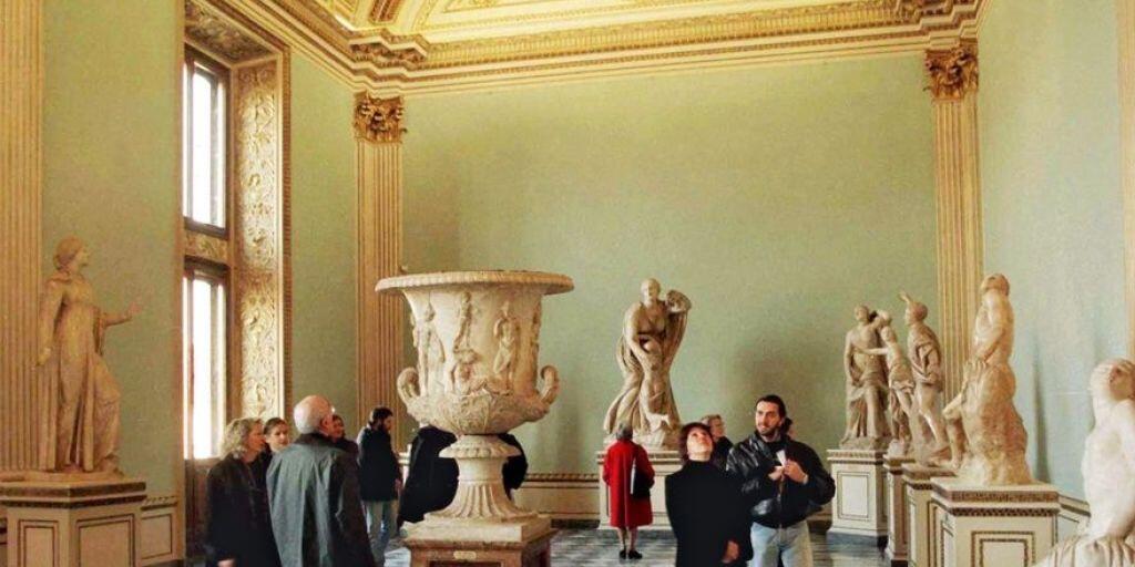 Die Uffizien in Florenz zählten 2018 erstmals über vier Millionen Besucherinnen und Besucher. (Archiv)