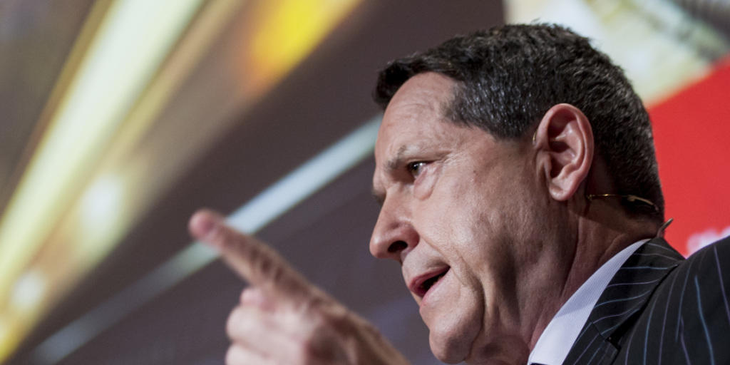 SBB-Verwaltungsratspräsident Ulrich Gygi spricht sich nach der deutlichen Ablehnung der Initiative "Pro Service-Public" gegen politischen Aktivismus aus. Die Löhne dürften nicht begrenzt werden. (Archivbild) SBB-Verwaltungsratspräsident Ulrich Gygi spricht sich nach der deutlichen Ablehnung der Initiative "Pro Service-Public" gegen politischen Aktivismus aus. Die Löhne dürften nicht begrenzt werden. (Archivbild)