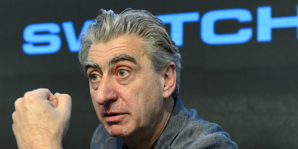 Swatch-Chef Nick Hayek präsentierte die intelligente Uhr Swatch Touch Zero One bereits im März. (Archiv) Swatch-Chef Nick Hayek präsentierte die intelligente Uhr Swatch Touch Zero One bereits im März. (Archiv)