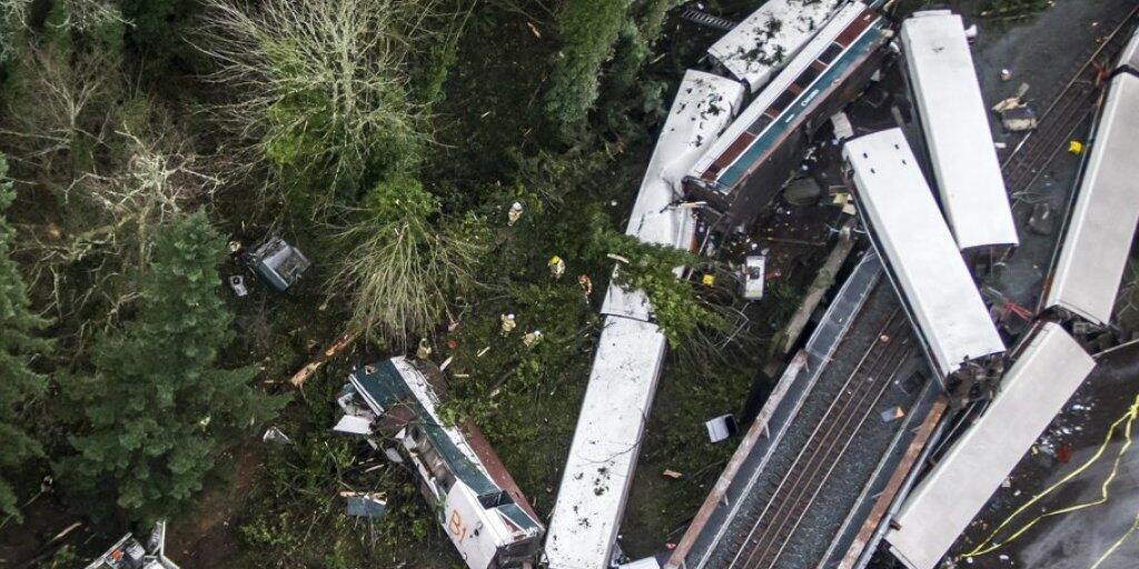 Der Unglückszug war nach Behördenangaben viel zu schnell unterwegs gewesen.