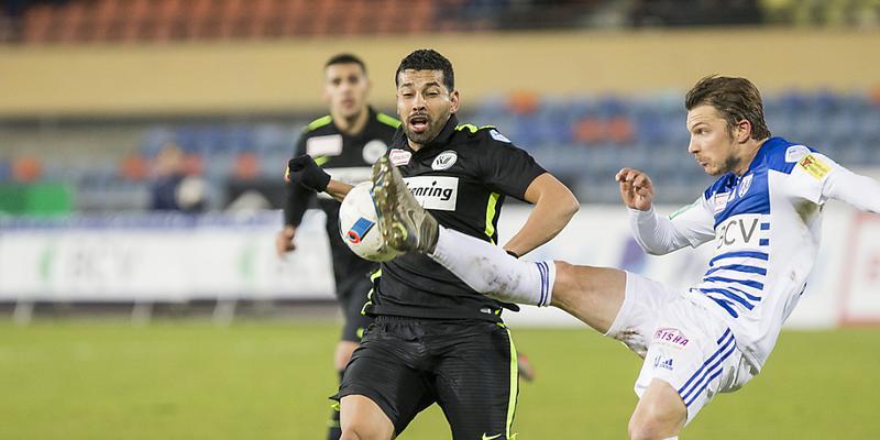 Der frühere brasilianische Internationale André Santos (schwarzes Tenue) erzielte für den FC Wil in der vergangenen Challenge-League-Saison in 25 Spielen 9 Tore