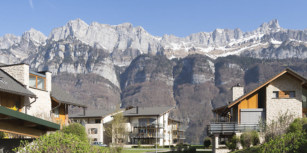 Das Walensee-Resort in Unterterzen wird wohl versteigert. Die Betreiber haben die Bilanz deponiert. (Archivbild)