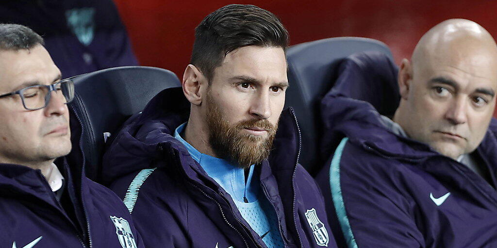 Ungewohnte Rolle in einem wichtigen Match: Lionel Messi auf Barcelonas Ersatzbank