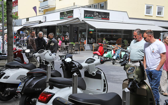 Vespa-Treff in Buchs