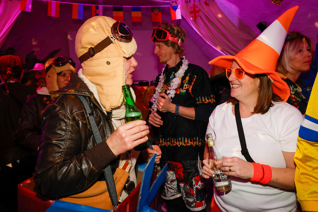 &Uuml;30 Fasnachtstrip im Schl&ouml;sslikeller, Sax, St. Gallen, Schweiz.