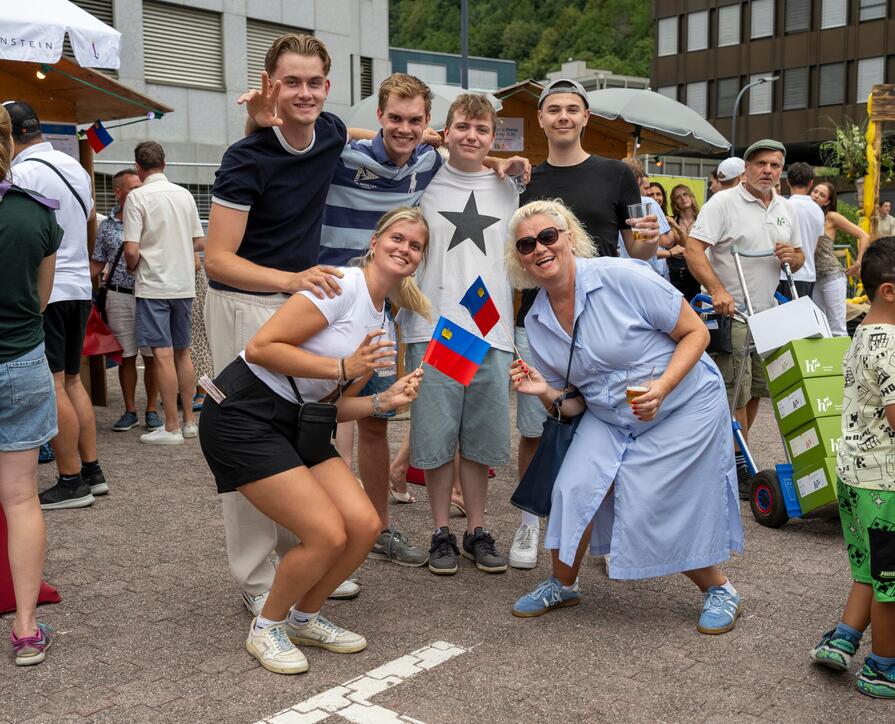 Staatsfeiertag 2026 Volksfest mit Abendprogramm