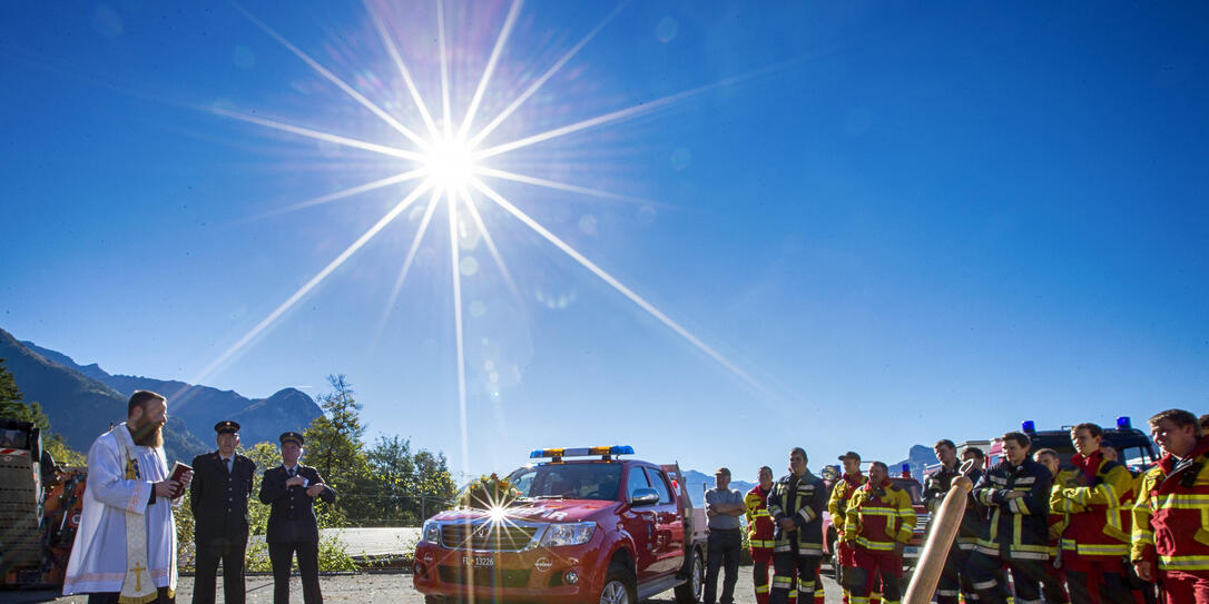 Fahrzeugeinweihung der Feuerwehr Triesenberg Fahrzeugeinweihung der Feuerwehr Triesenberg