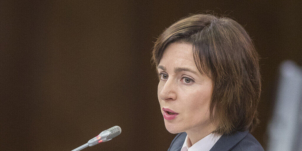 Die moldauische Regierungschefin Maia Sandu verlor im Parlament ein Misstrauensvotum. Die moldauische Regierungschefin Maia Sandu verlor im Parlament ein Misstrauensvotum.