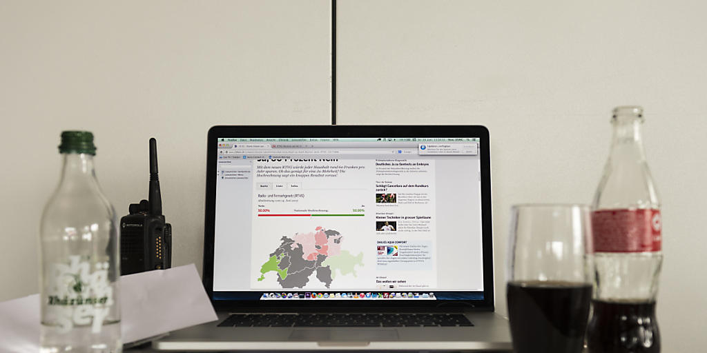 Das Warten hat ein Ende: Das Bundesgericht hat entschieden, dass nach dem äusserst knappen Ja zum Radio- und Fernsehgesetz (RTVG) die Stimmen nicht nachgezählt werden müssen. (Archivbild) Das Warten hat ein Ende: Das Bundesgericht hat entschieden, dass nach dem äusserst knappen Ja zum Radio- und Fernsehgesetz (RTVG) die Stimmen nicht nachgezählt werden müssen. (Archivbild)