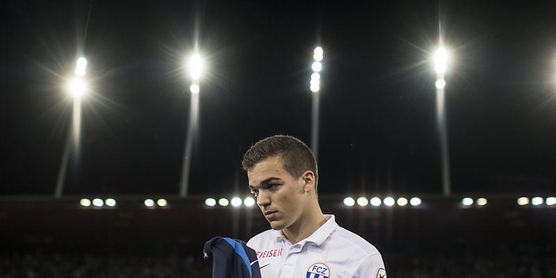 Kevin Bua verlässt den FCZ Richtung Basel Kevin Bua verlässt den FCZ Richtung Basel